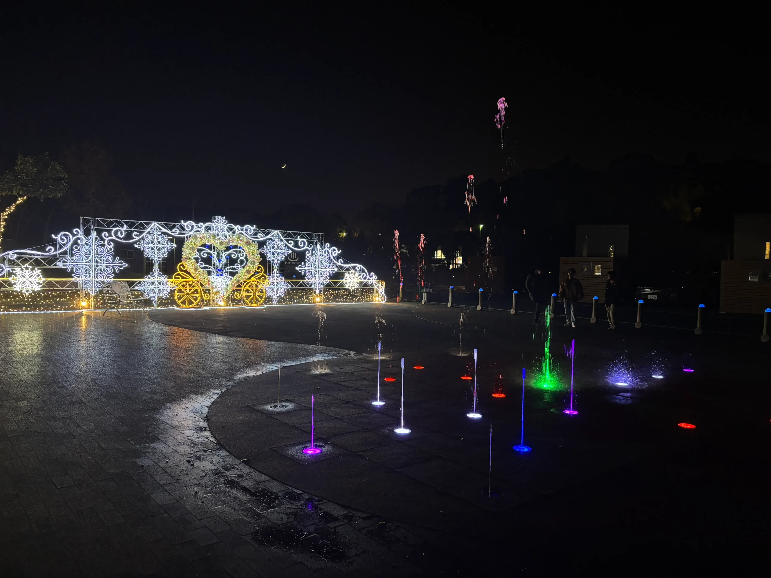 阿蘇駅前の恋人たちのイルミネーションの写真